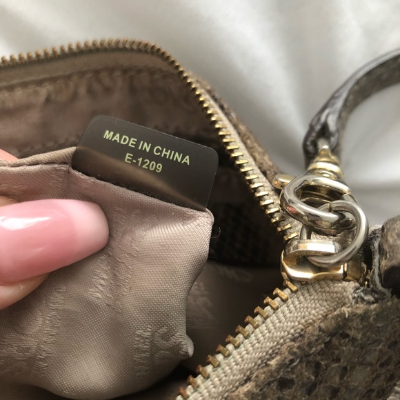 Authentic Michael Kors python wristlet - Picture 6 of 8